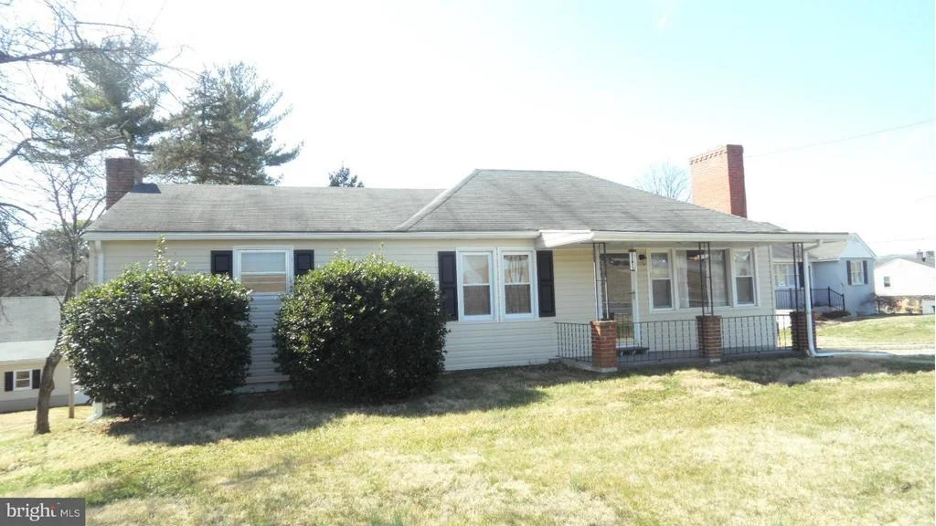 Photo of 304 SOUDER ROAD