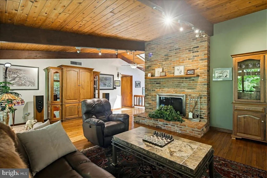 Photo of 1904 NOBLES MILL ROAD