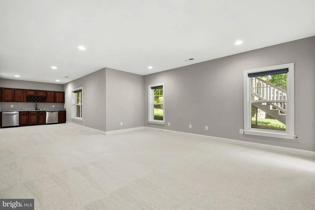 Photo of 8404 STONEWALL DRIVE