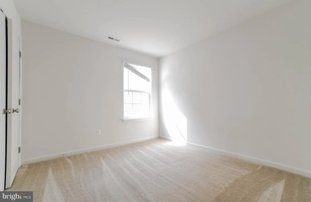 Photo of 22274 SCOTT CIRCLE