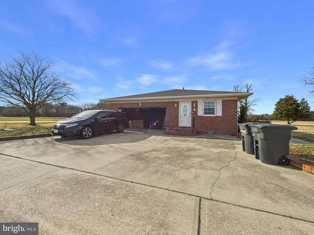 Photo of 28964 WALLER ROAD