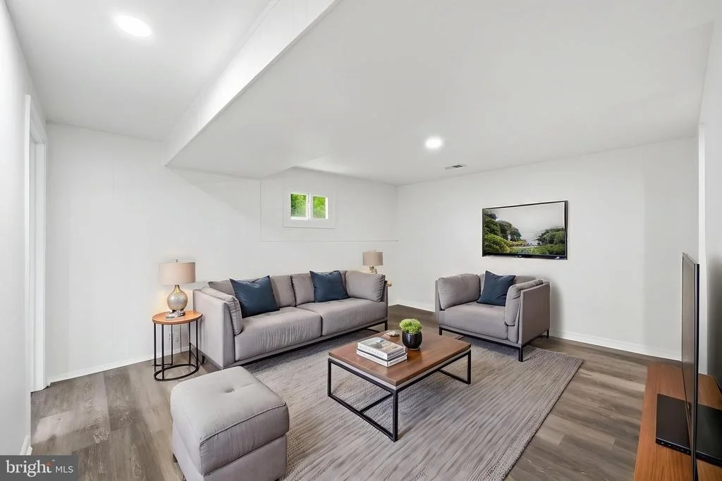 Photo of 9705 LOCUST AVENUE