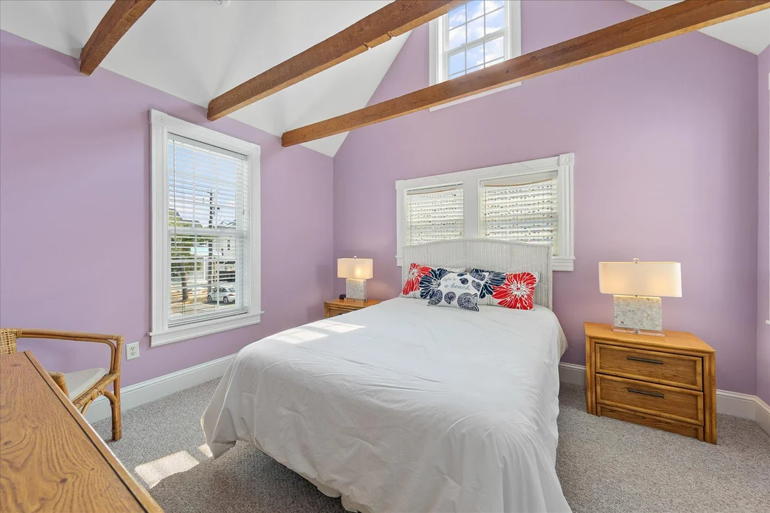 Photo of 16 DELAWARE AVENUE