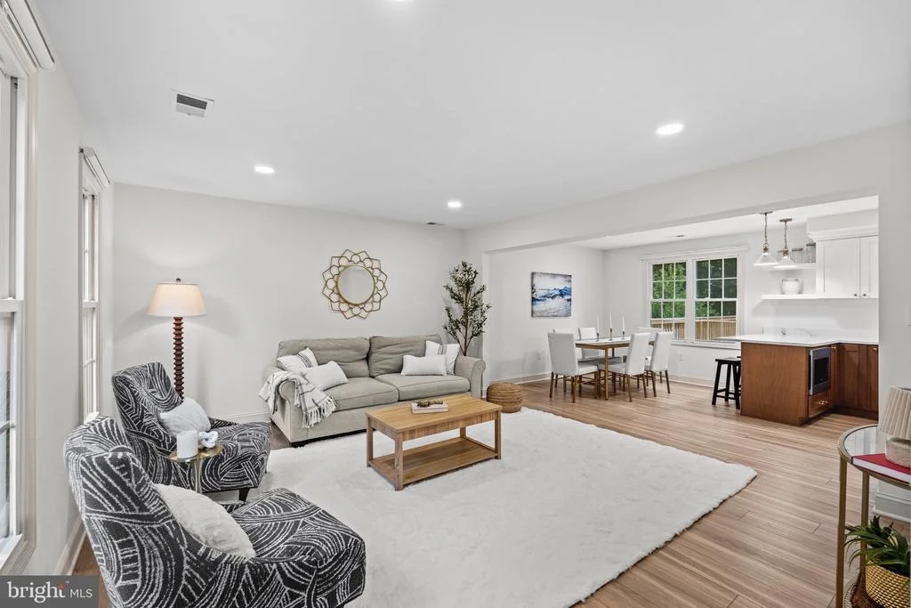 Photo of 403 AUTUMN OLIVE WAY