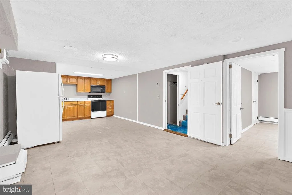 Photo of 8421 SPRING ROAD