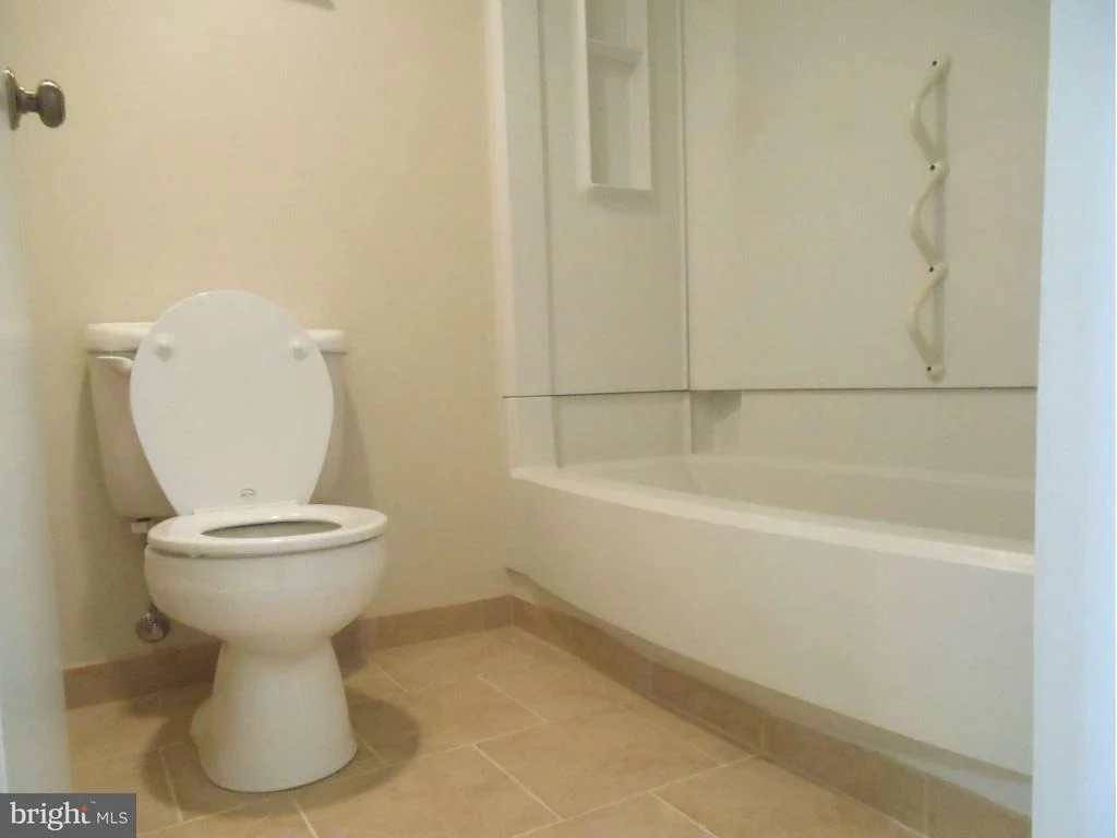 Photo of Unit 1401 at 15101 INTERLACHEN DRIVE