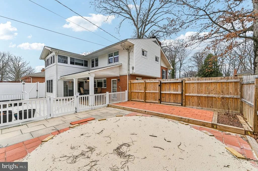 Photo of 33 SHERATON ROAD
