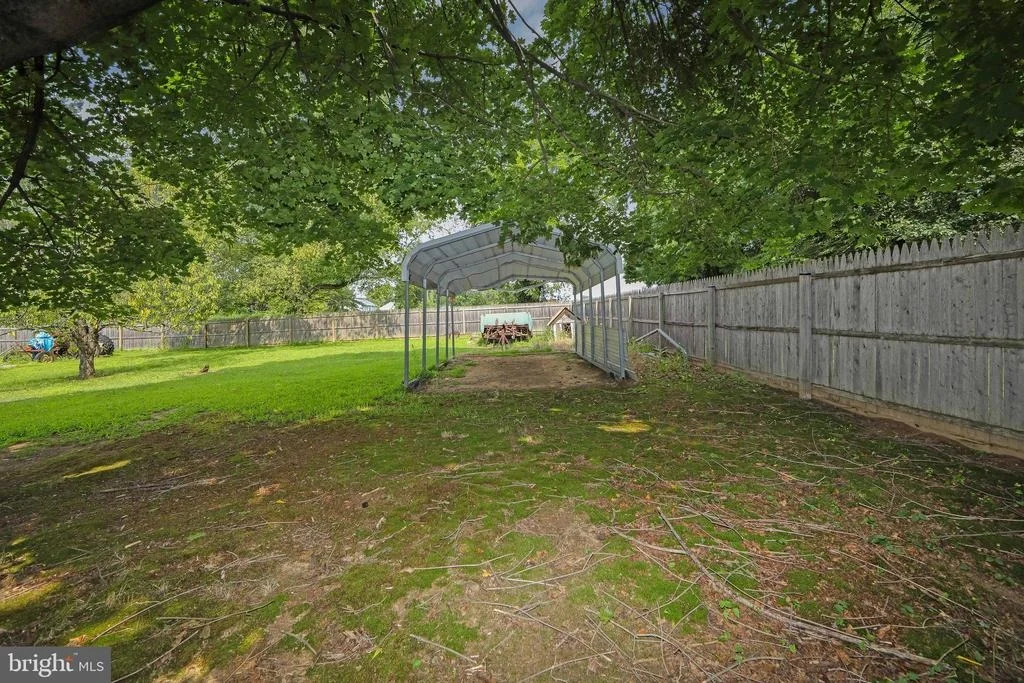 Photo of 313 KINGS HIGHWAY