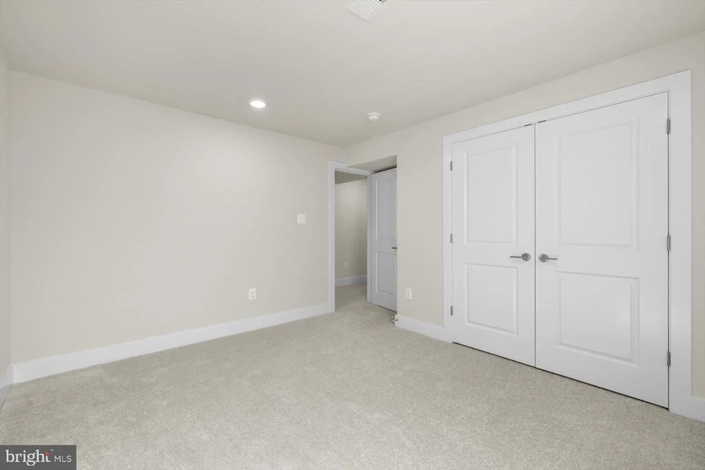 Photo of 9191 PEACH TREE DRIVE