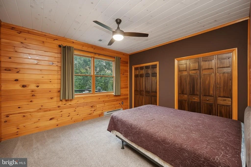 Photo of 253 GLEANINGS DRIVE