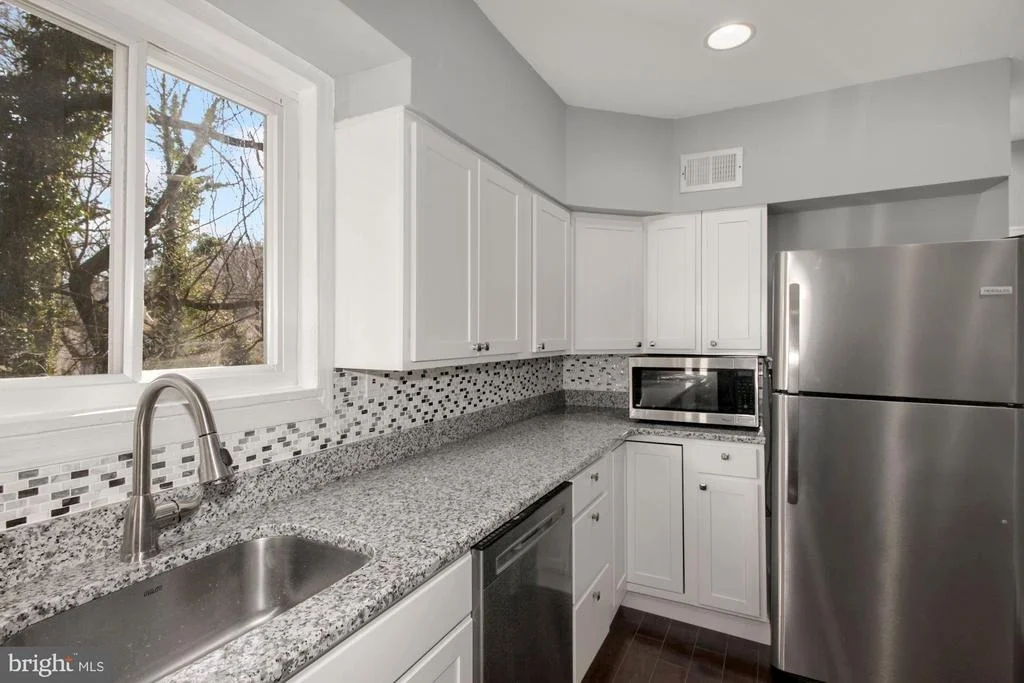 Photo of 4309 FAIRFAX ROAD
