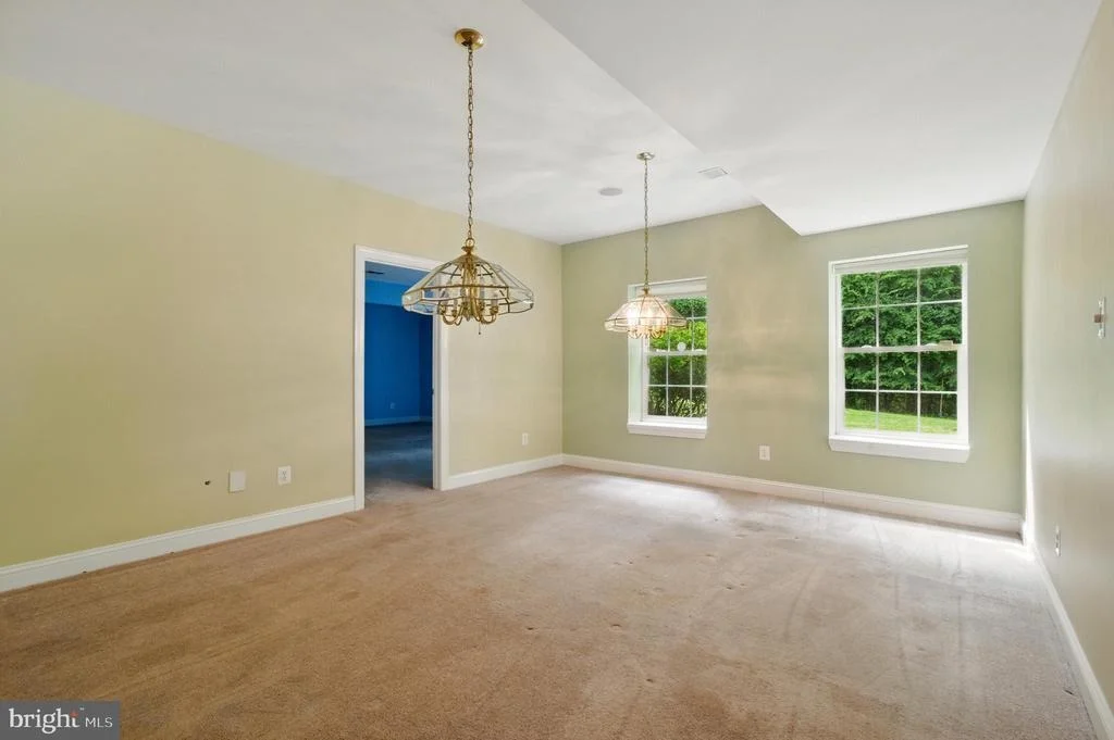 Photo of 1002 COVINGTON WAY