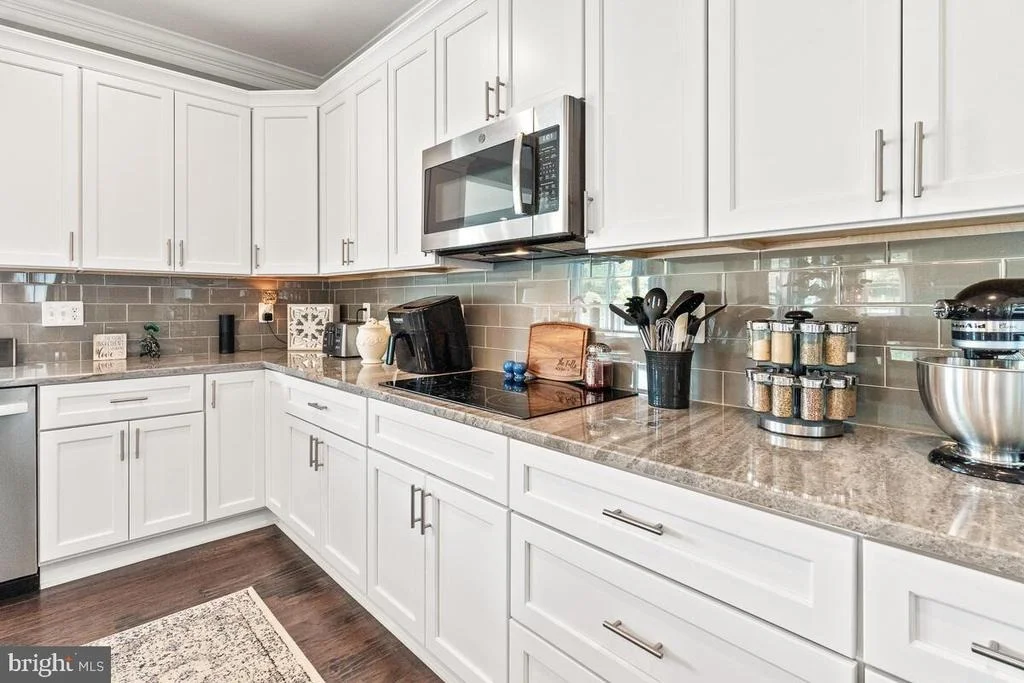 Photo of 8702 HAWBOTTOM ROAD