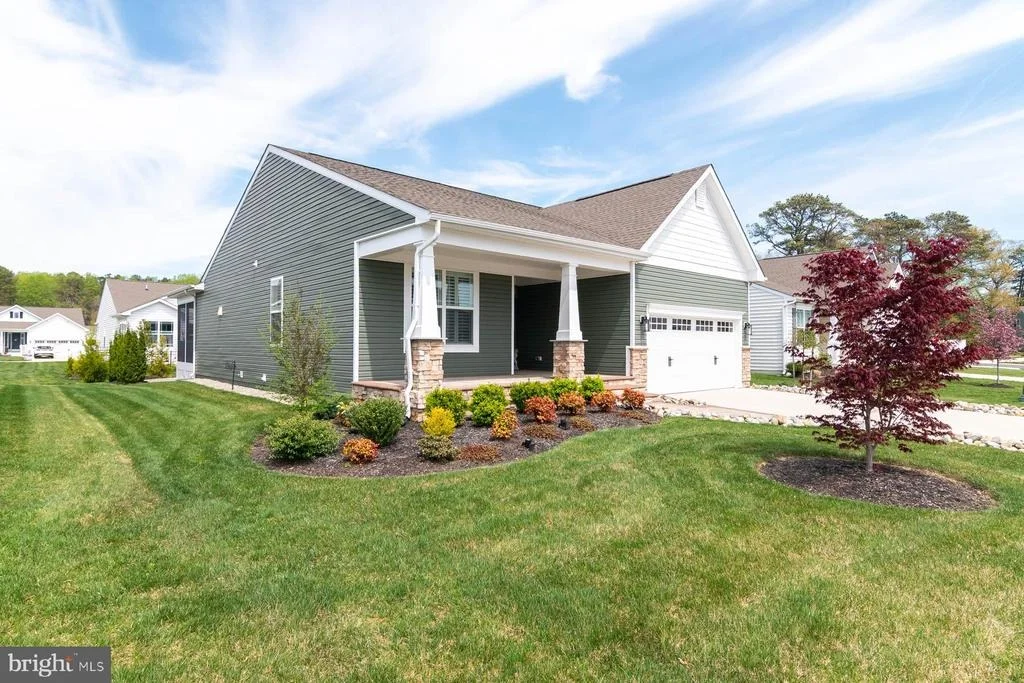 Photo of 25087 TREEVIEW LANE