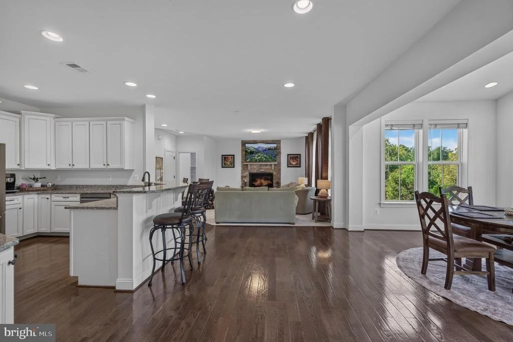 Photo of 1315 VOLUNTEER DRIVE
