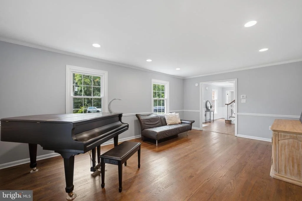Photo of 8354 OLD DOMINION DRIVE