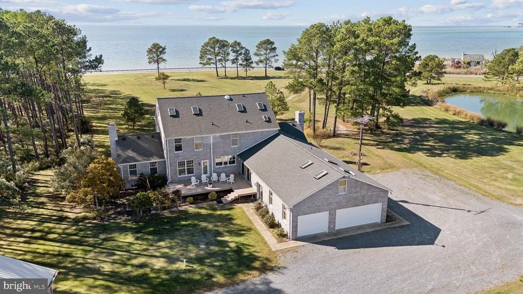 Photo of 5253 RAGGED POINT ROAD