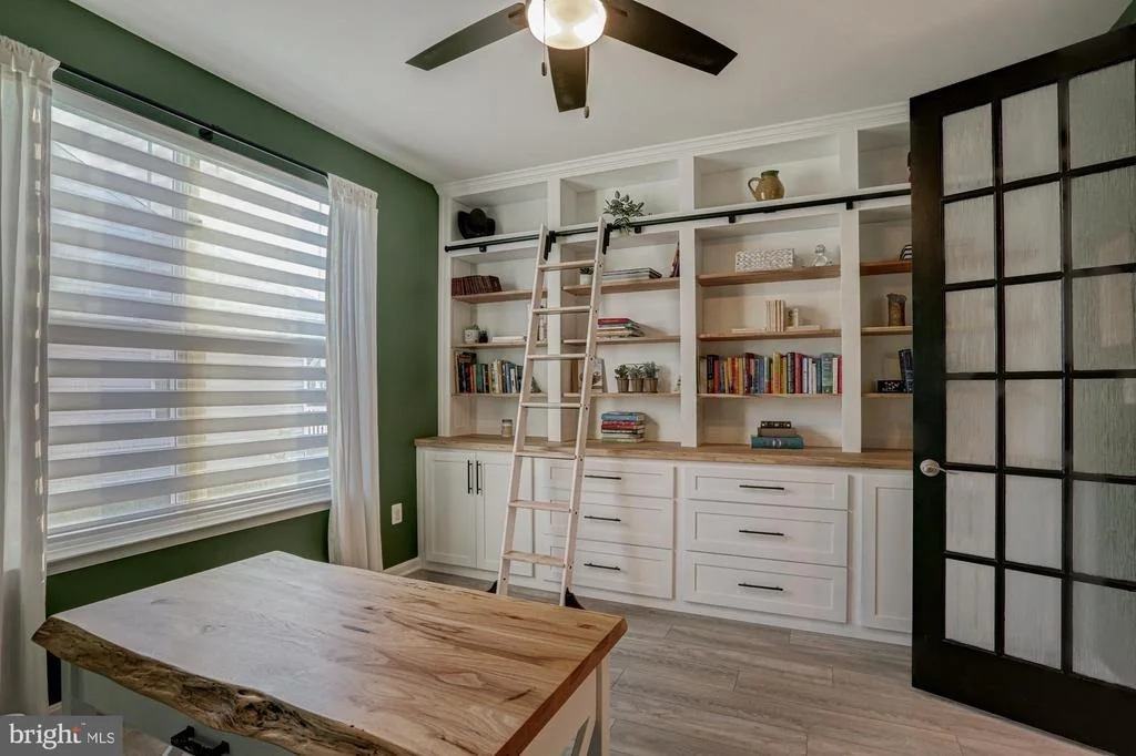 Photo of 507 CHERRY BARK ROAD