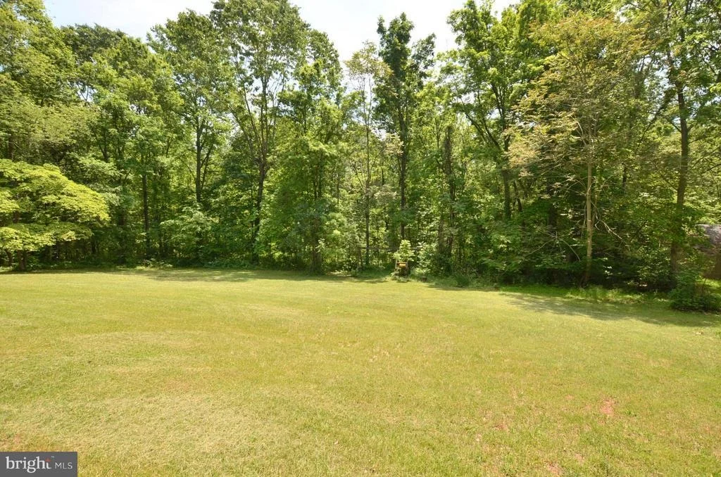 Photo of 8777 HUNT TRAIL