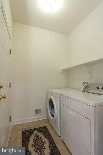 Photo of 4419 WINDING OAK DRIVE