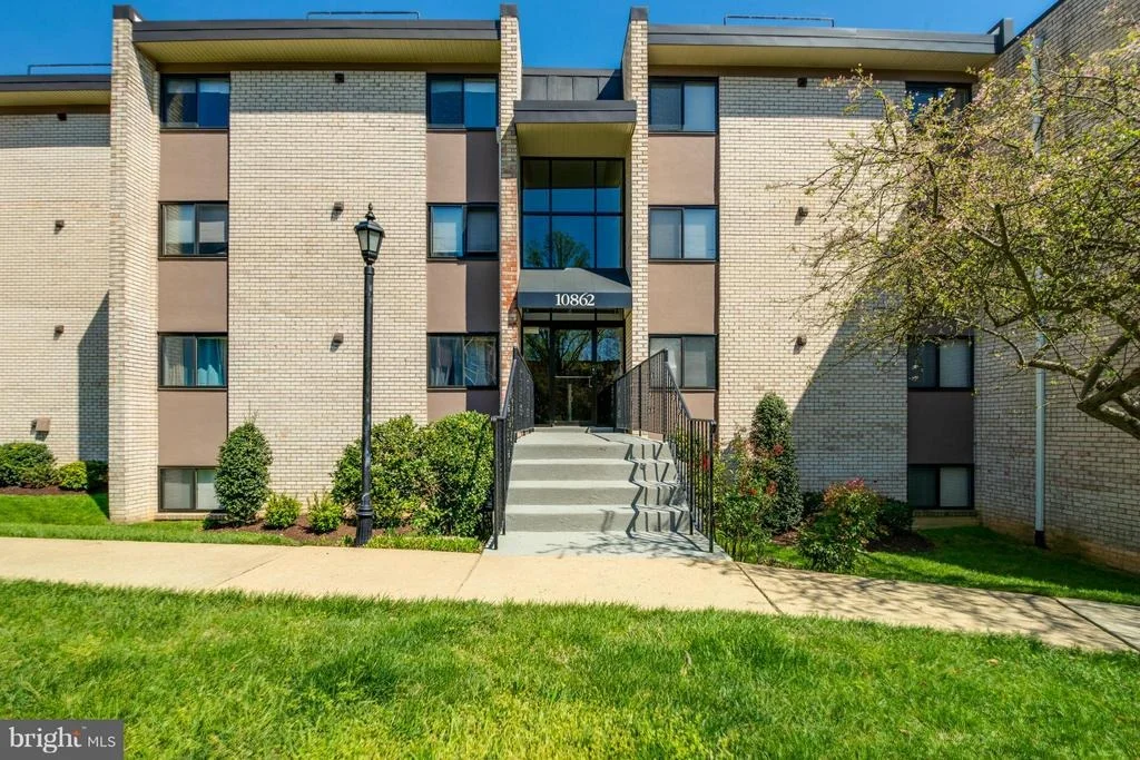 Photo of Unit 302 at 10862 BUCKNELL DRIVE