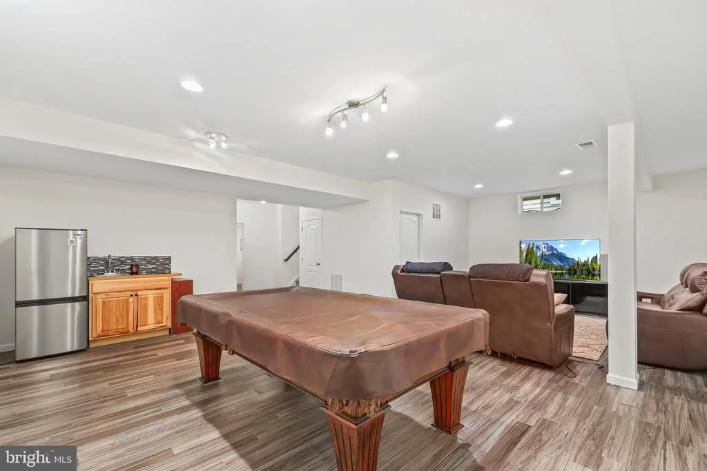 Photo of 43245 BARNSTEAD DRIVE