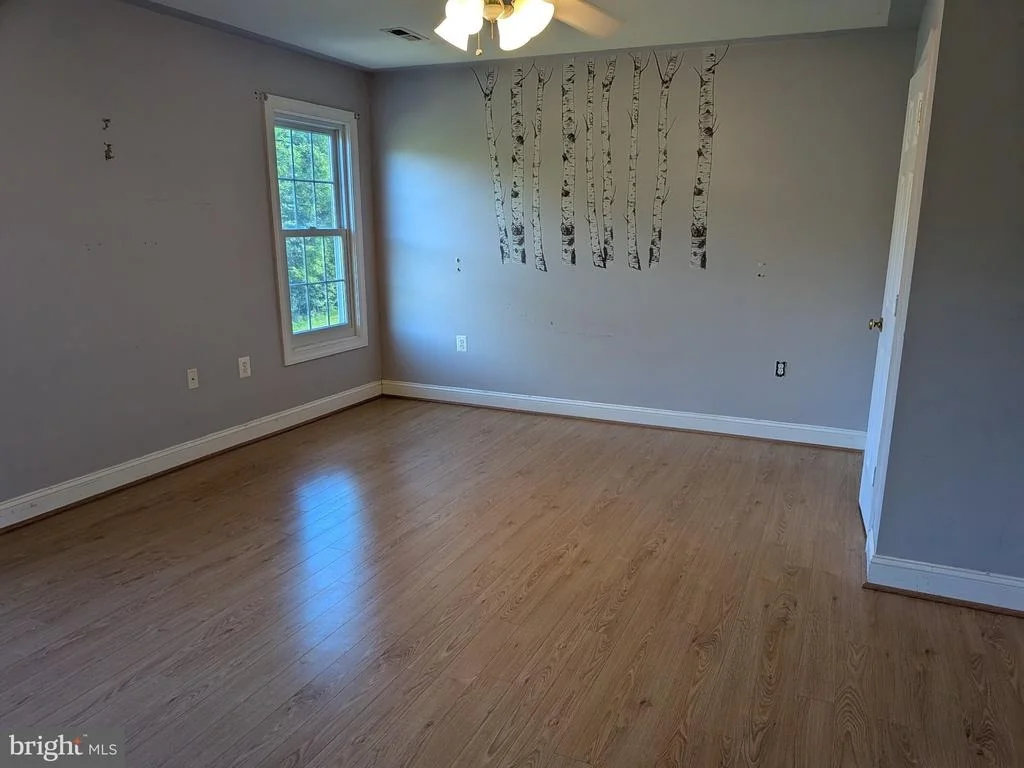 Photo of 823 WOODCREST LOOP