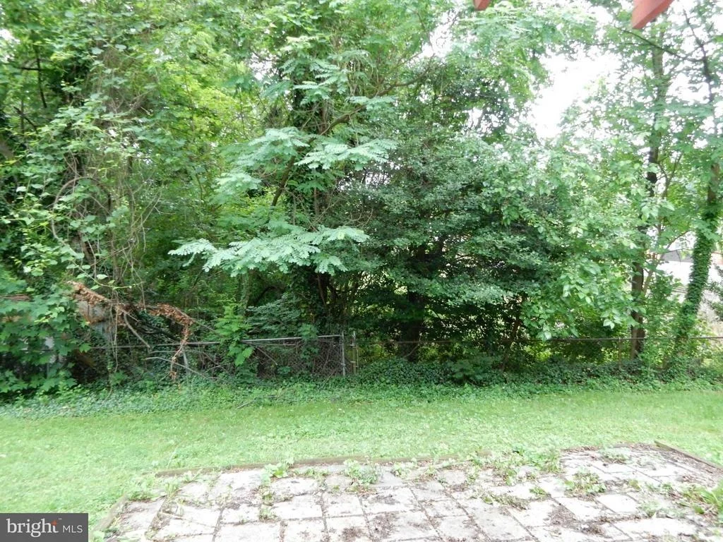 Photo of 1131 PARRISH DRIVE