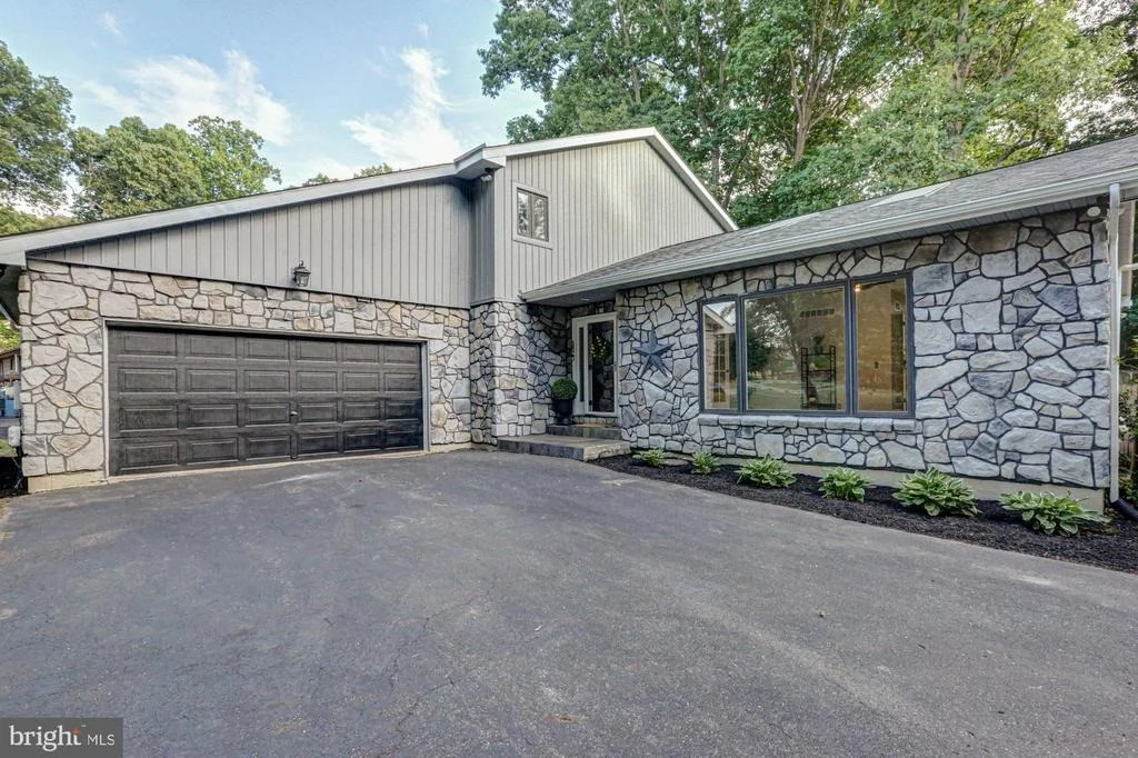 Photo of 147 CRYSTAL RUN DRIVE