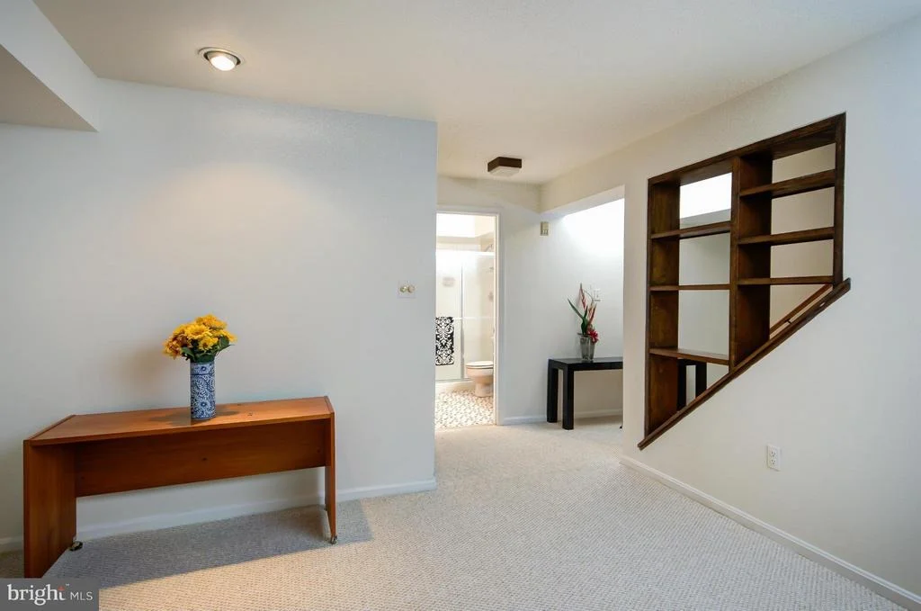 Photo of 1734 STONEBRIDGE ROAD