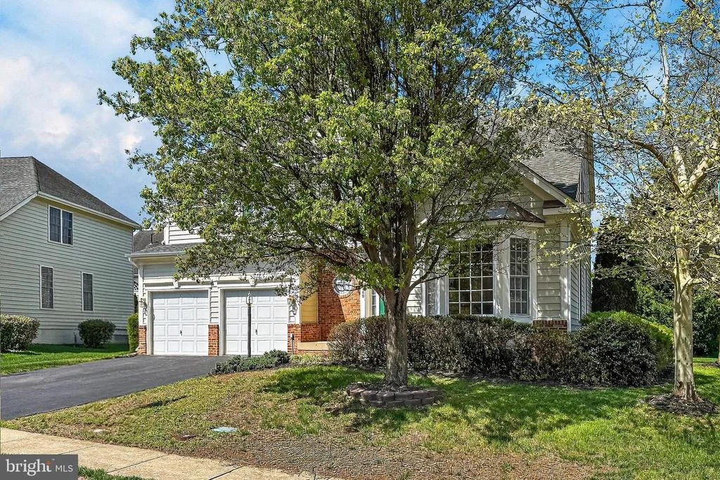 Photo of 8200 KERFOOT DRIVE