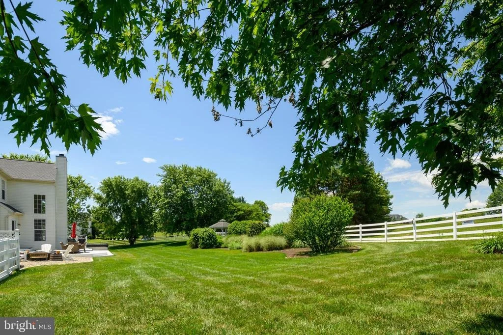 Photo of 6106 CHALLEDON CIRCLE