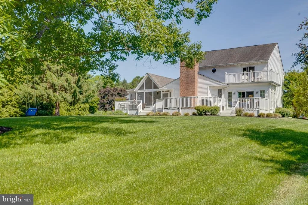 Photo of 1716 EDWIN DRIVE