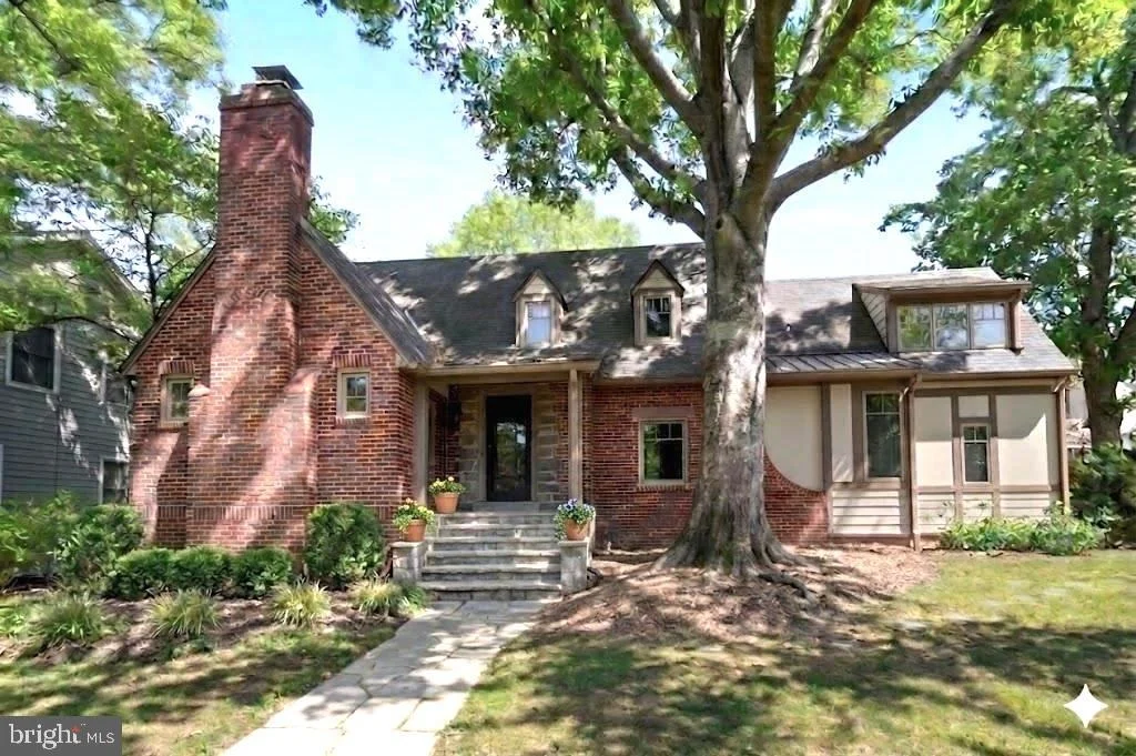 Photo of 7605 MAPLE AVENUE
