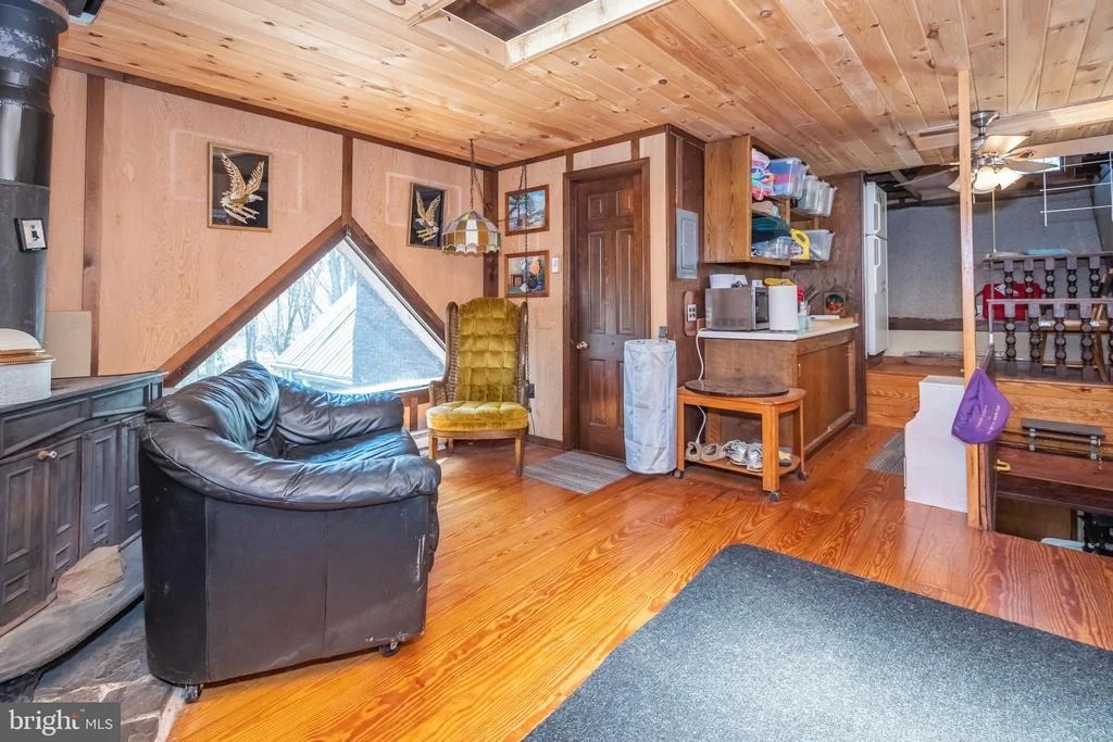 Photo of 827 PENN POINT ROAD