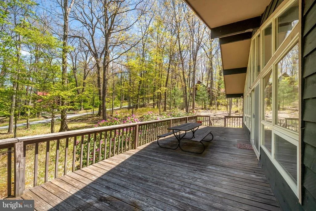 Photo of 365 RIDGE ROAD