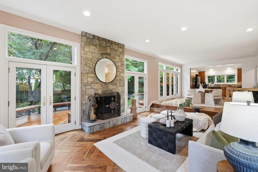 Photo of 6505 RIVER ROAD