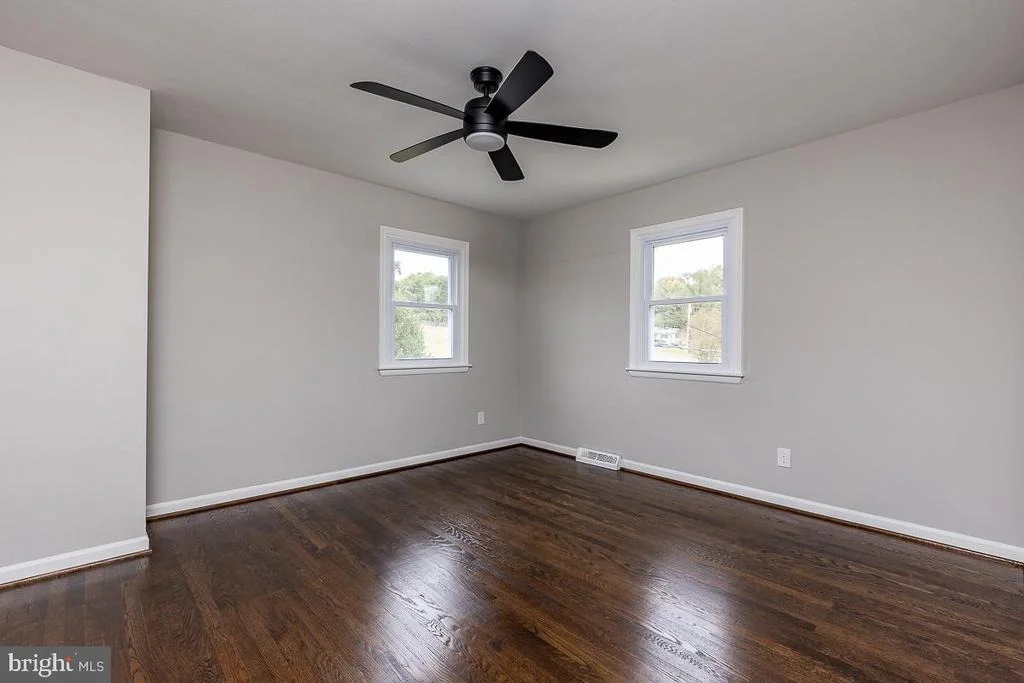 Photo of 40807 SPRING HOUSE LANE