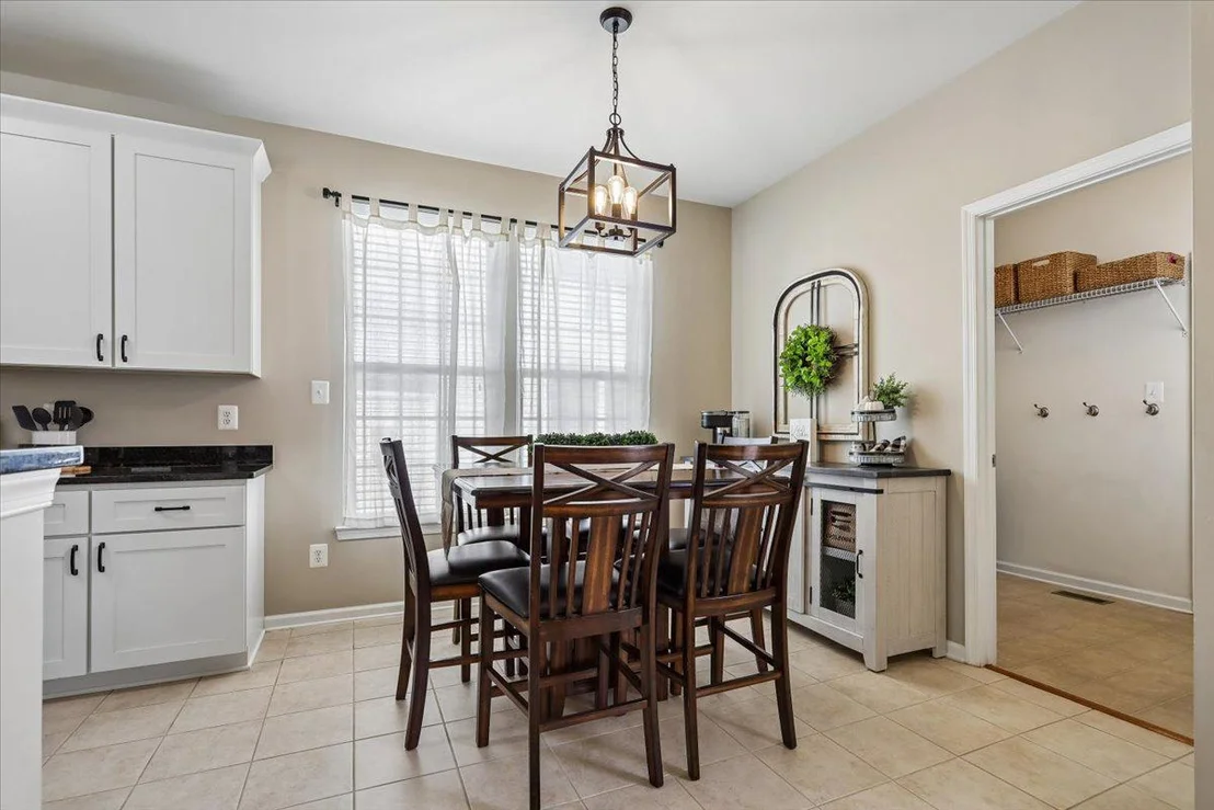Photo of 42940 SPYDER PLACE