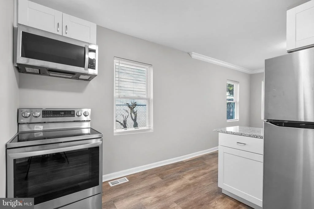 Photo of 500 GOLDLEAF AVENUE