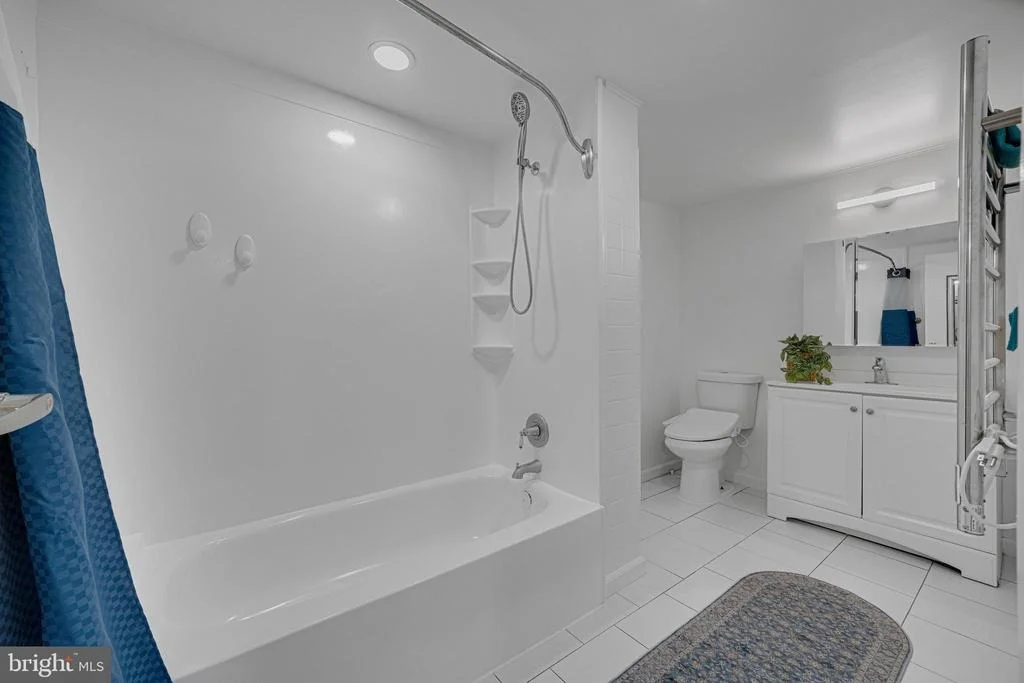 Photo of 19130 DOWDEN CIRCLE