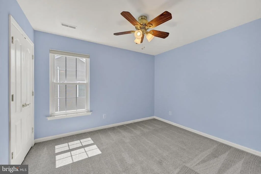 Photo of 1420 MOONSHADOW ROAD