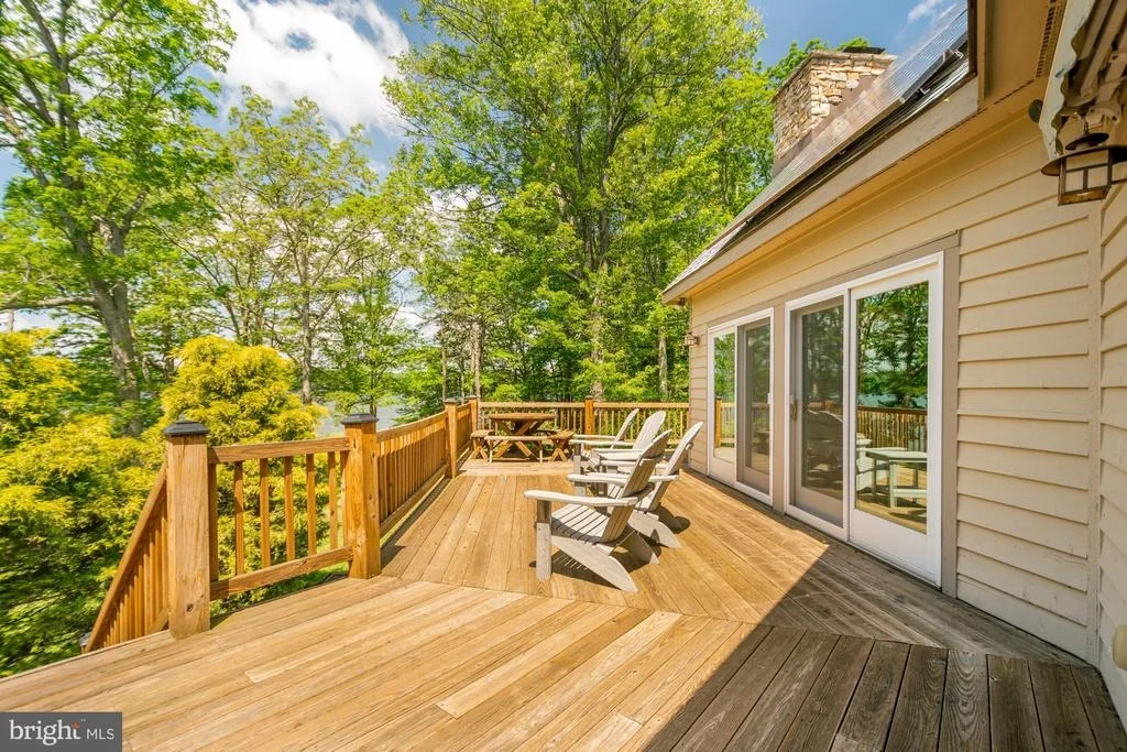 Photo of 2895 TURKEY NECK ROAD