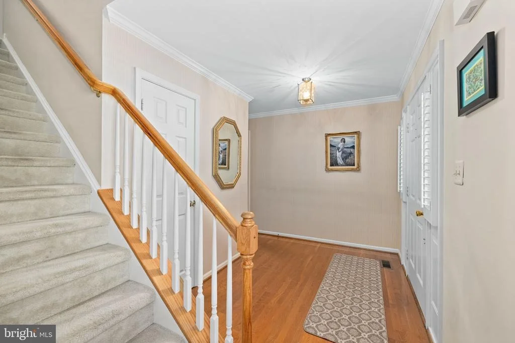 Photo of 9304 MAINSAIL DRIVE