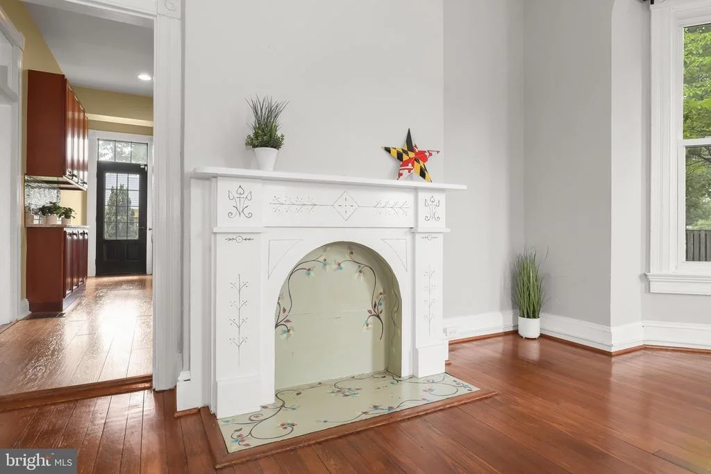 Photo of 1209 LINDEN AVENUE