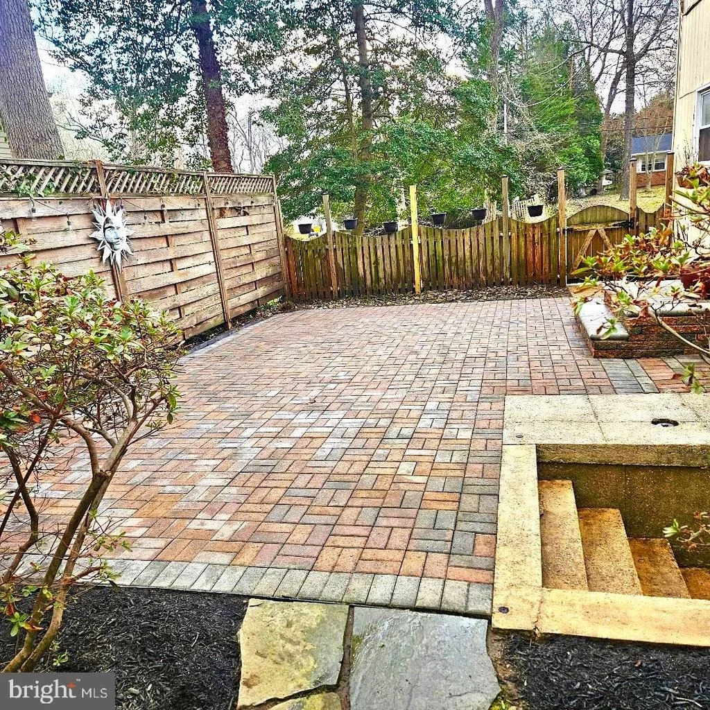 Photo of 102 OAK DRIVE
