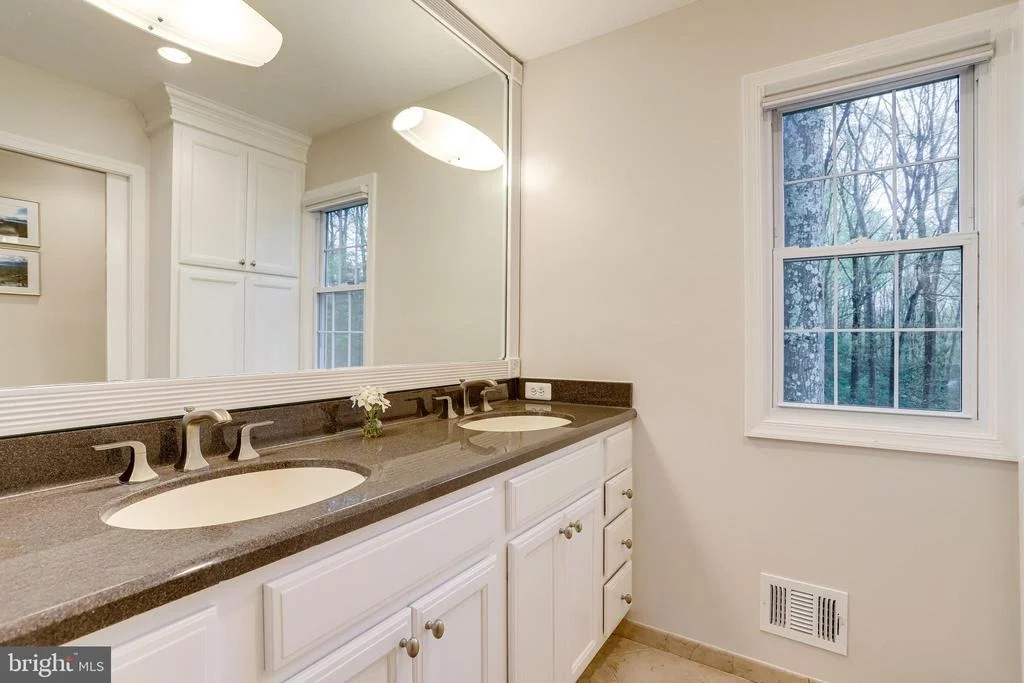 Photo of 11605 CLIPSTONE LANE