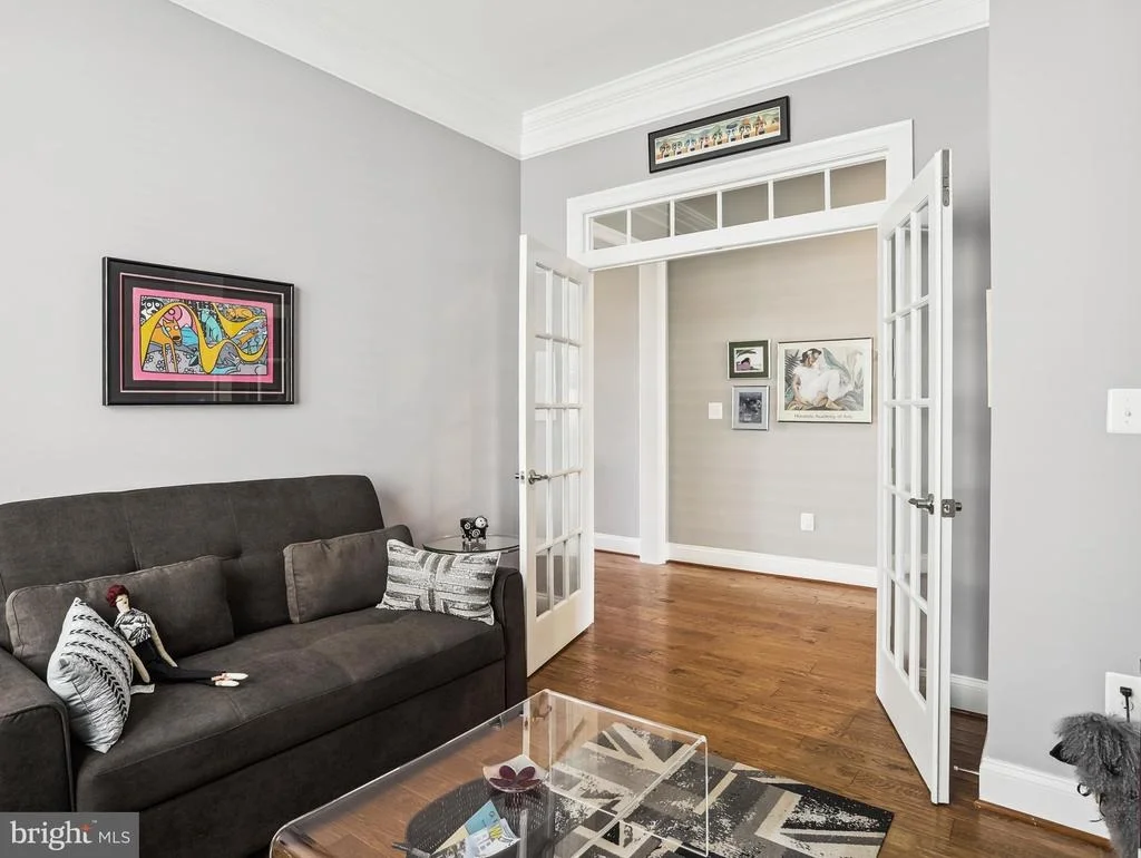 Photo of 2936 LEVEE DRIVE