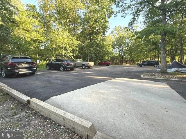 Photo of Unit 204 at 204 BROMLEY ESTATES