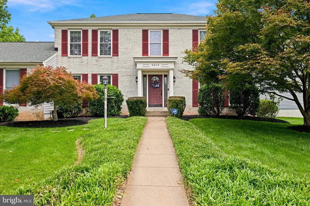 Photo of 3219 GRASSMERE COURT